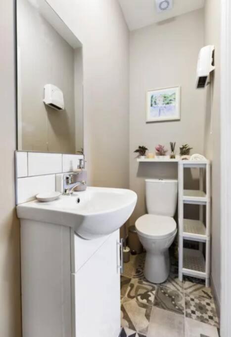 Private Cosy Studio - A1 Location Lejlighed Dublin Eksteriør billede