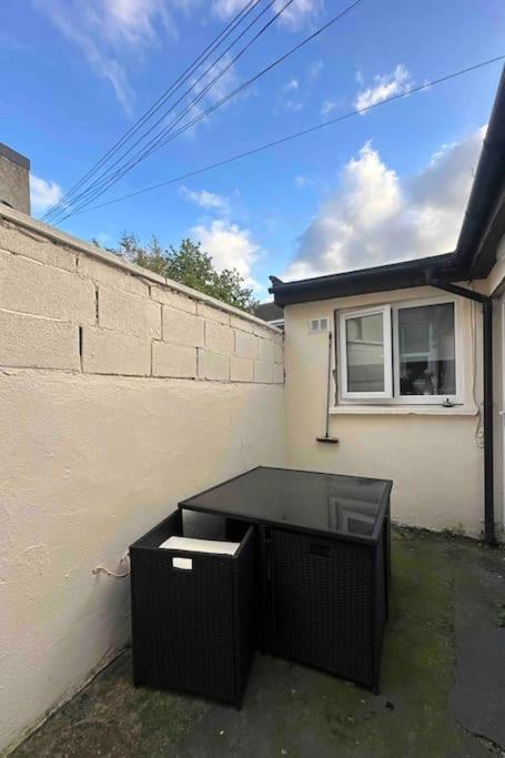 Private Cosy Studio - A1 Location Lejlighed Dublin Eksteriør billede